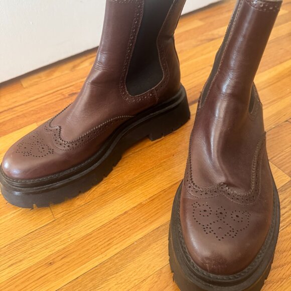 Uterque Flat Track-Sole Ankle Boots - Picture 3 of 4